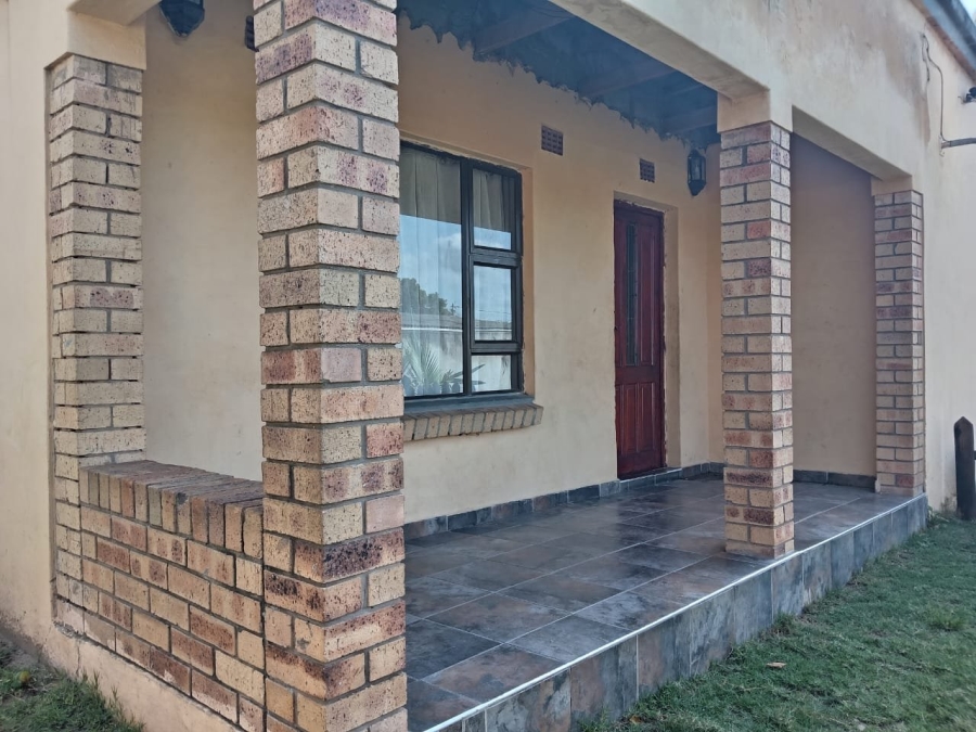  Bedroom Property for Sale in Esikhawini KwaZulu-Natal