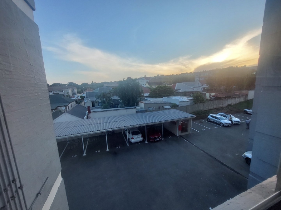 2 Bedroom Property for Sale in Glenwood KwaZulu-Natal