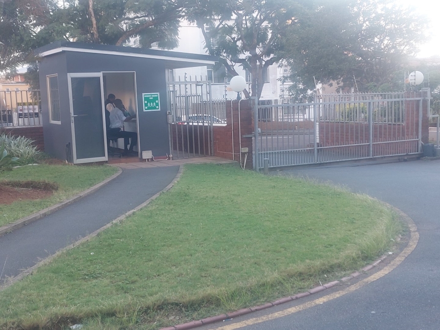 2 Bedroom Property for Sale in Glenwood KwaZulu-Natal