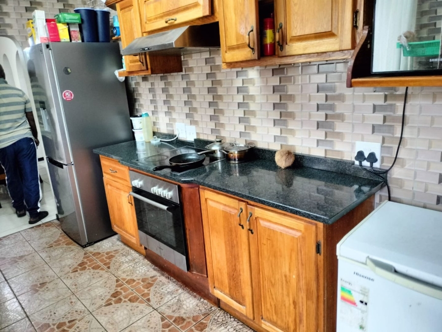 4 Bedroom Property for Sale in Margate KwaZulu-Natal