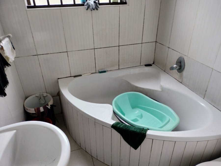 4 Bedroom Property for Sale in Margate KwaZulu-Natal