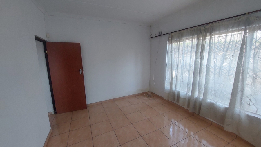 4 Bedroom Property for Sale in Umhlatuzana KwaZulu-Natal