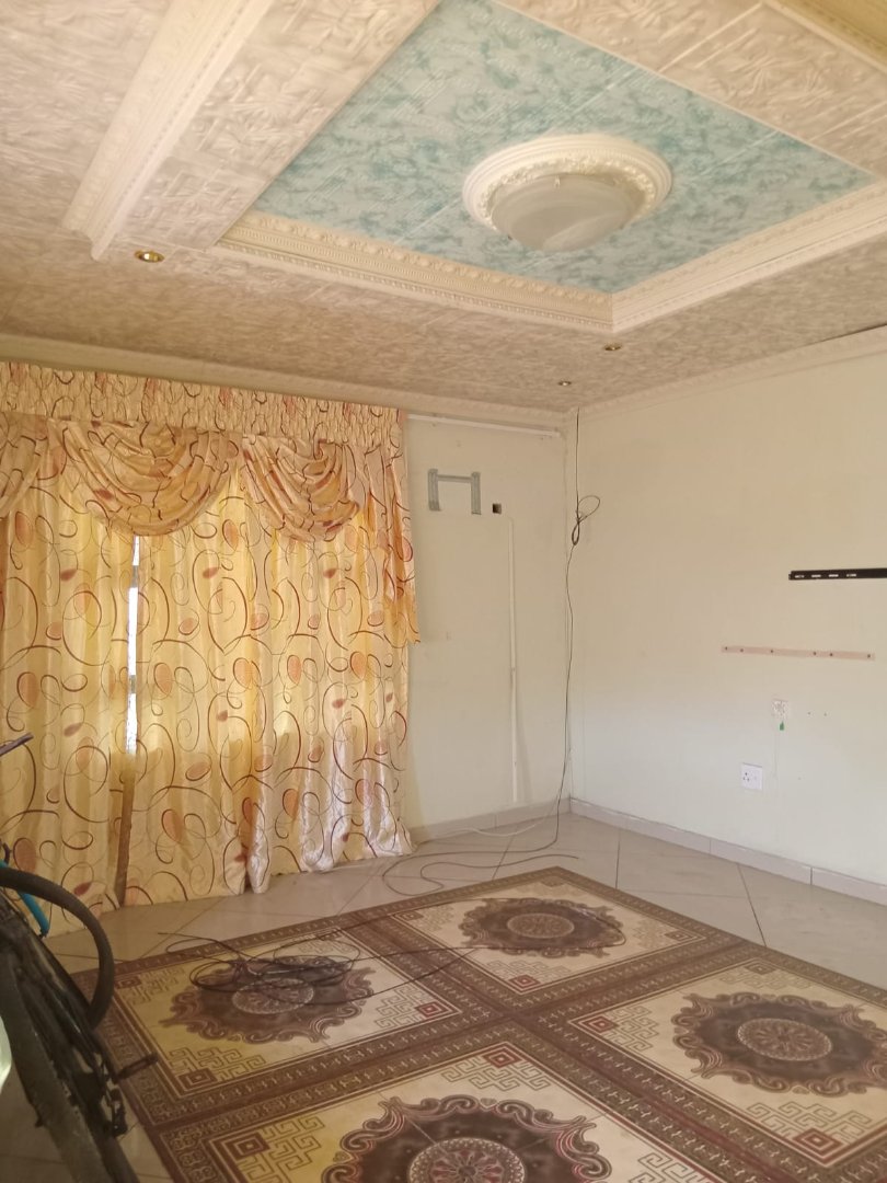 3 Bedroom Property for Sale in Esikhawini KwaZulu-Natal