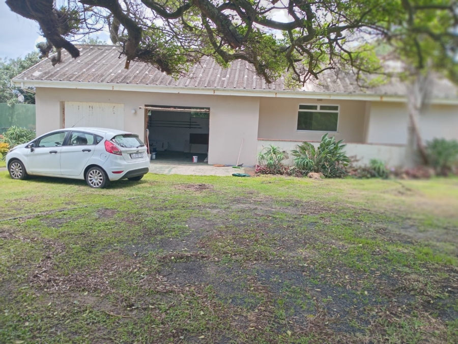 6 Bedroom Property for Sale in Pumula KwaZulu-Natal