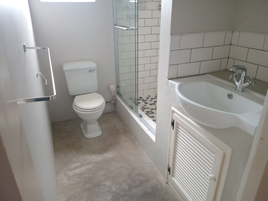 6 Bedroom Property for Sale in Pumula KwaZulu-Natal