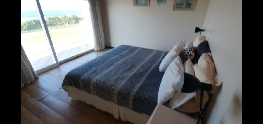 6 Bedroom Property for Sale in Pumula KwaZulu-Natal