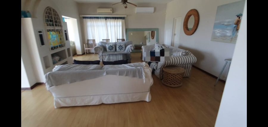 6 Bedroom Property for Sale in Pumula KwaZulu-Natal