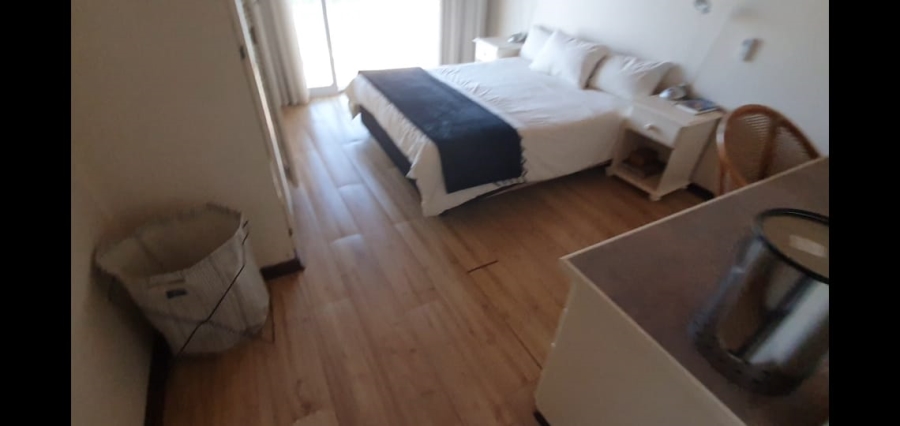 6 Bedroom Property for Sale in Pumula KwaZulu-Natal