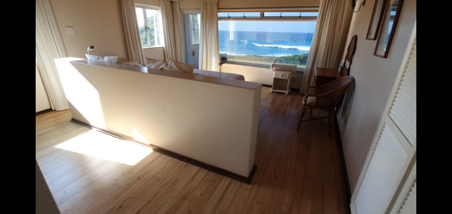 6 Bedroom Property for Sale in Pumula KwaZulu-Natal