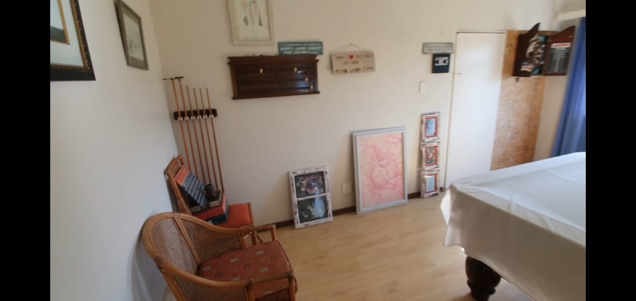 6 Bedroom Property for Sale in Pumula KwaZulu-Natal