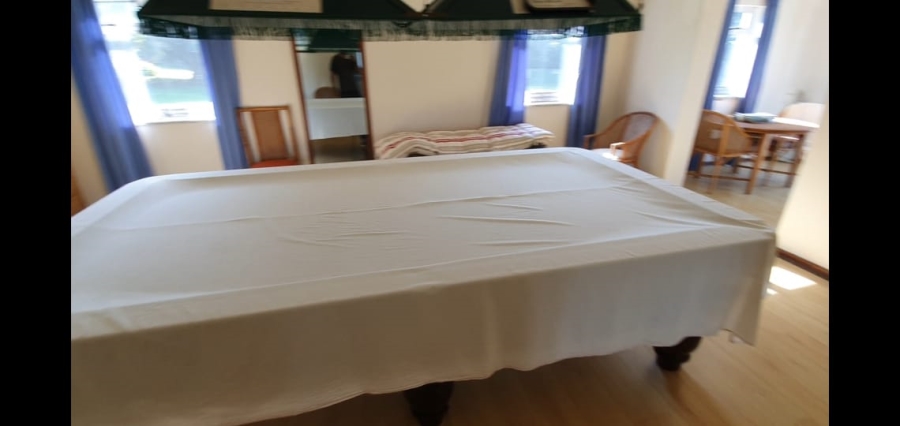 6 Bedroom Property for Sale in Pumula KwaZulu-Natal