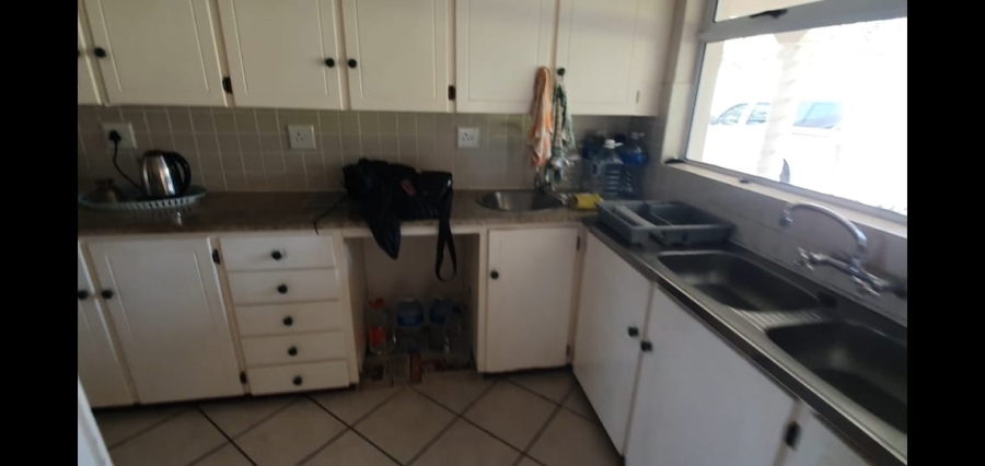 6 Bedroom Property for Sale in Pumula KwaZulu-Natal