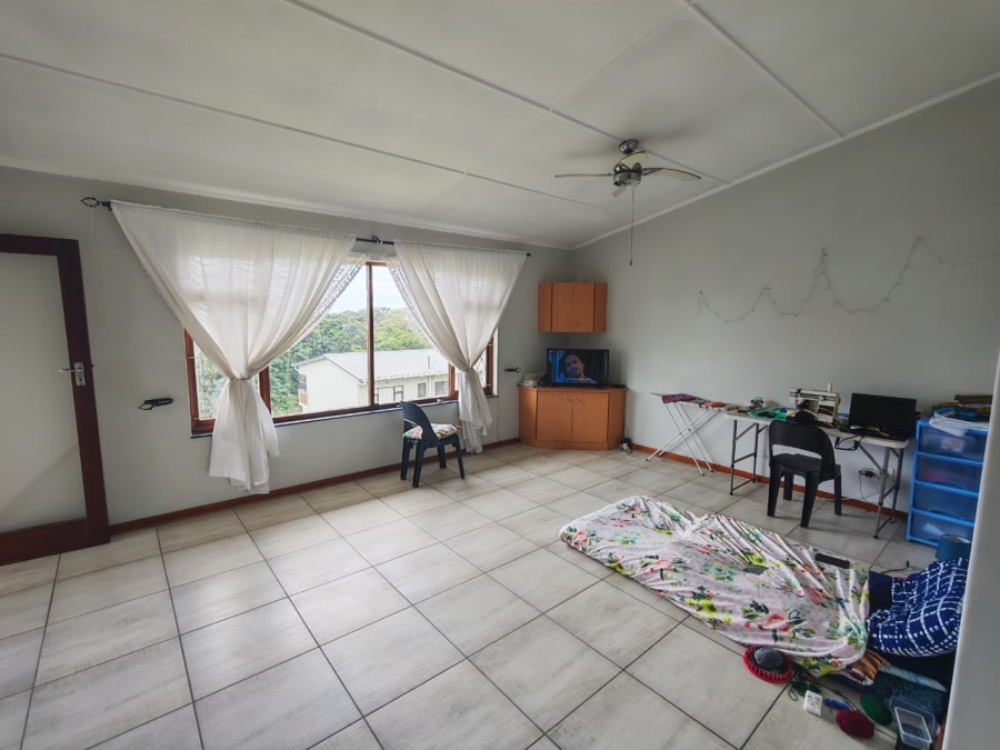 To Let 2 Bedroom Property for Rent in Umtentweni KwaZulu-Natal