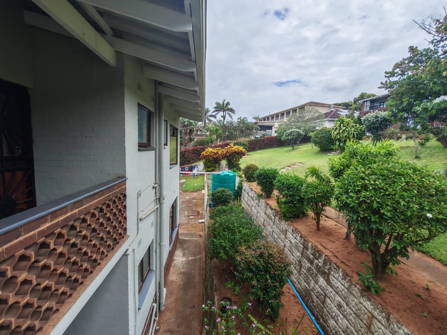 To Let 2 Bedroom Property for Rent in Umtentweni KwaZulu-Natal