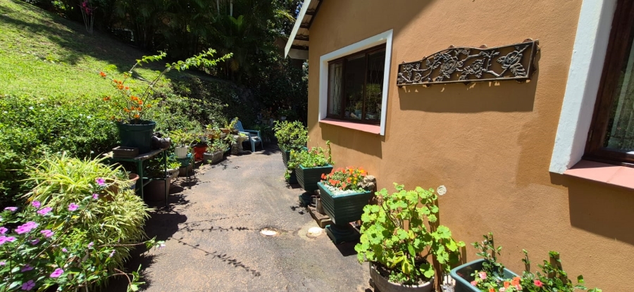 3 Bedroom Property for Sale in Umtentweni KwaZulu-Natal