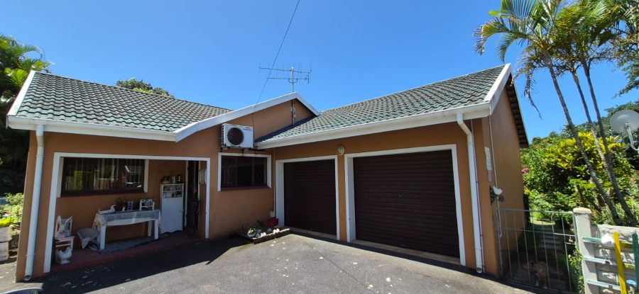 3 Bedroom Property for Sale in Umtentweni KwaZulu-Natal