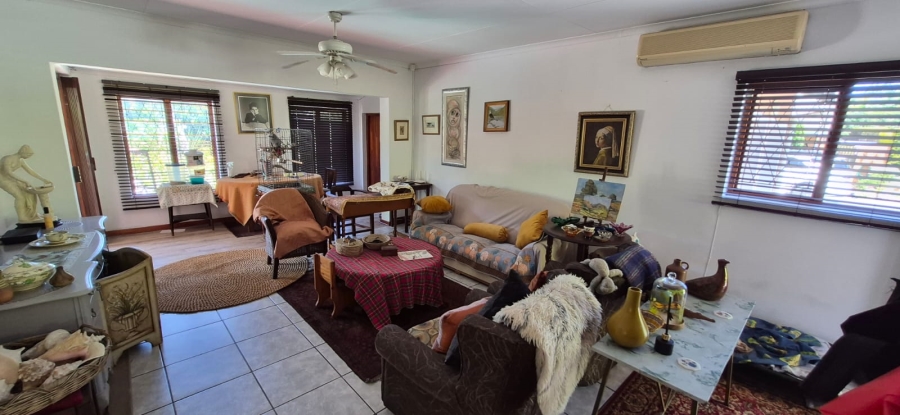 3 Bedroom Property for Sale in Umtentweni KwaZulu-Natal