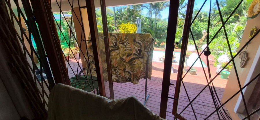 3 Bedroom Property for Sale in Umtentweni KwaZulu-Natal