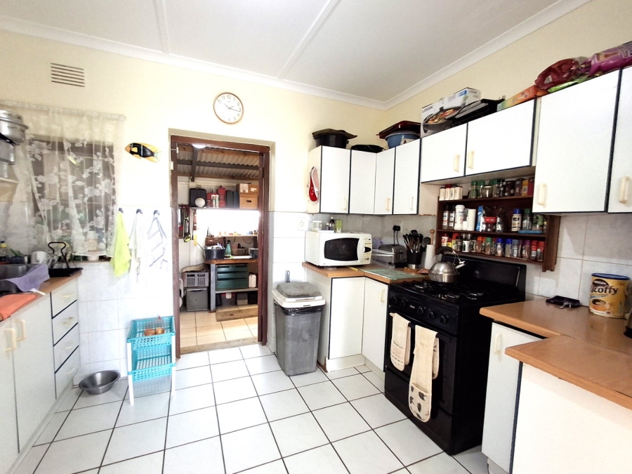 4 Bedroom Property for Sale in Port Edward KwaZulu-Natal