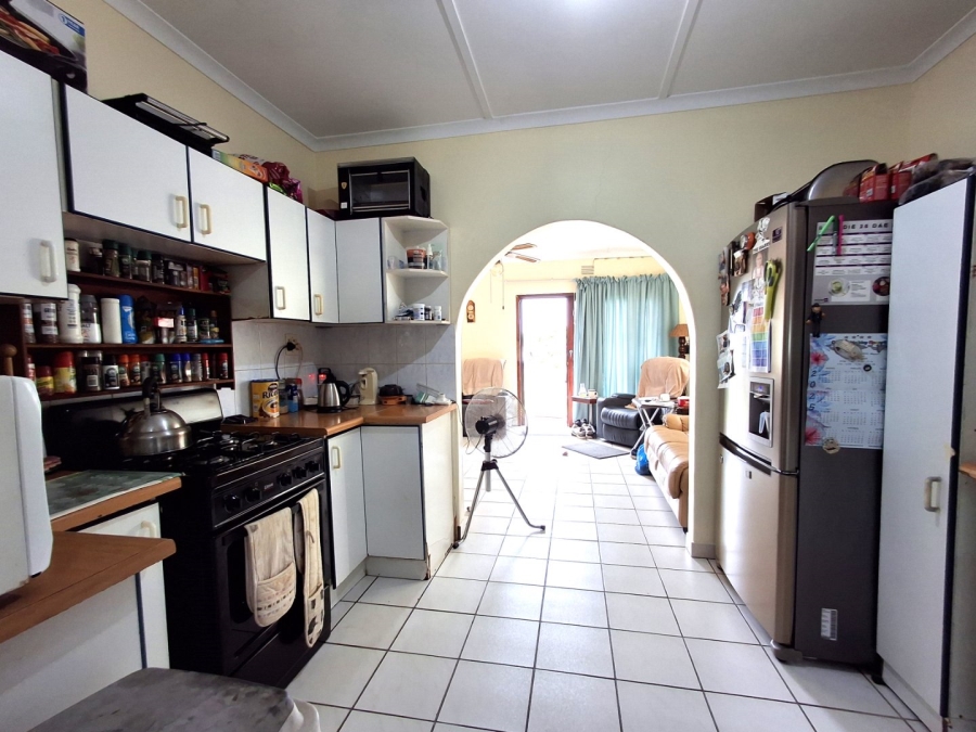 4 Bedroom Property for Sale in Port Edward KwaZulu-Natal