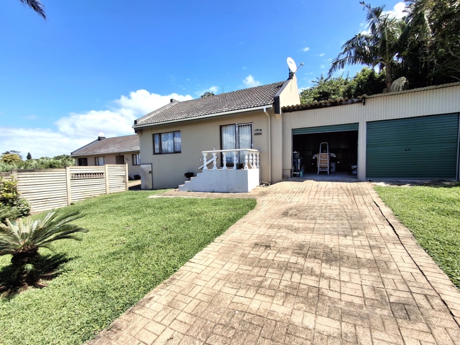 4 Bedroom Property for Sale in Port Edward KwaZulu-Natal