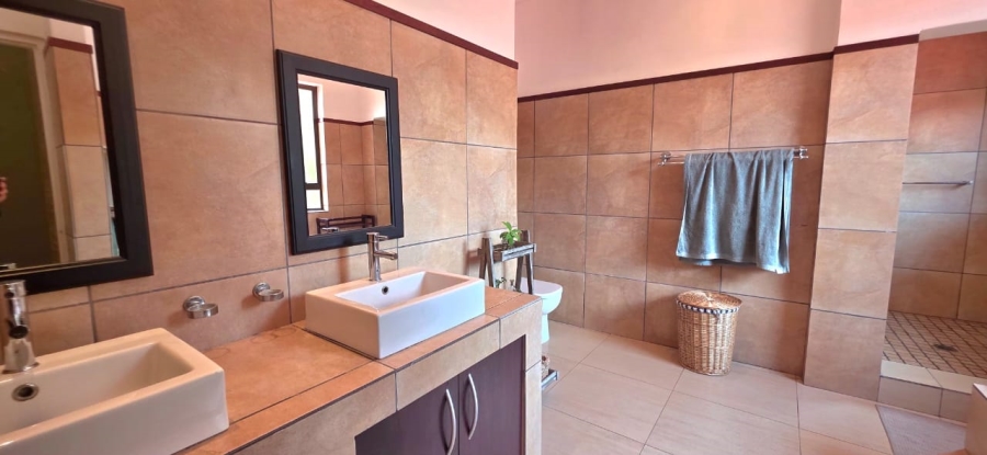 7 Bedroom Property for Sale in Southbroom KwaZulu-Natal