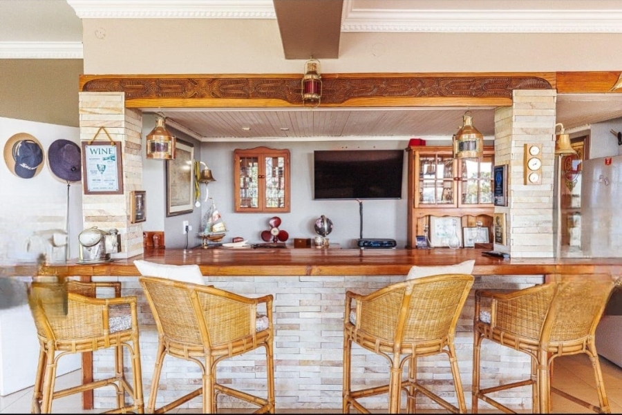 7 Bedroom Property for Sale in Southbroom KwaZulu-Natal