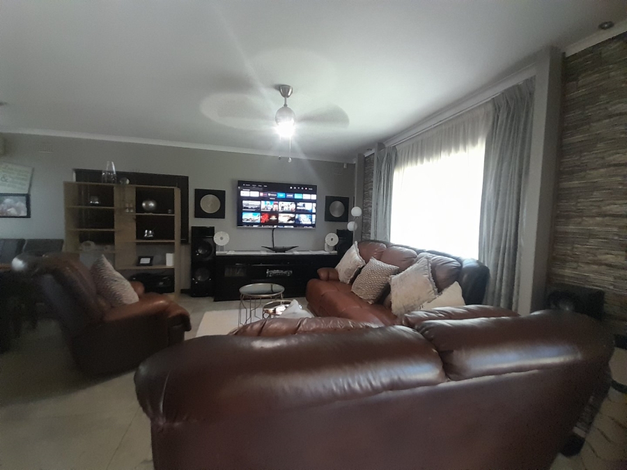 To Let 3 Bedroom Property for Rent in Farningham Ridge KwaZulu-Natal