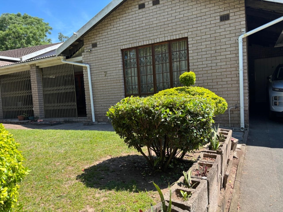 To Let 3 Bedroom Property for Rent in Farningham Ridge KwaZulu-Natal