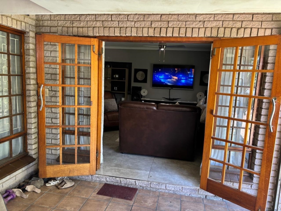 To Let 3 Bedroom Property for Rent in Farningham Ridge KwaZulu-Natal