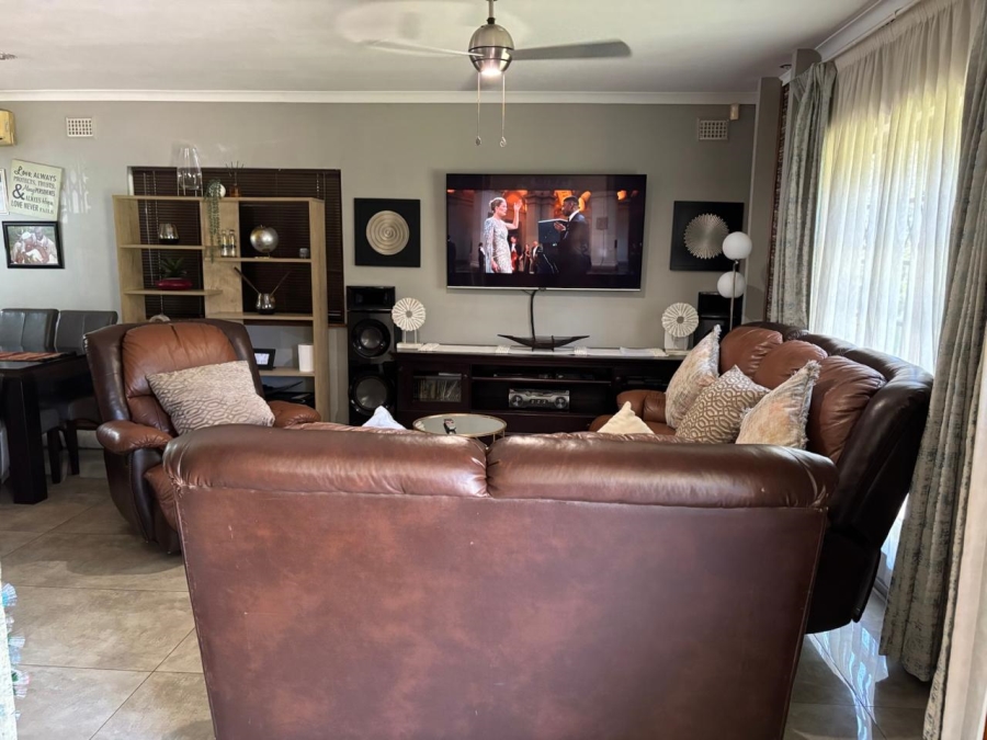 To Let 3 Bedroom Property for Rent in Farningham Ridge KwaZulu-Natal