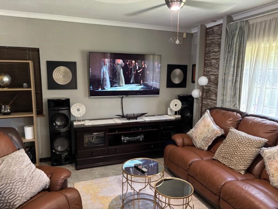 To Let 3 Bedroom Property for Rent in Farningham Ridge KwaZulu-Natal