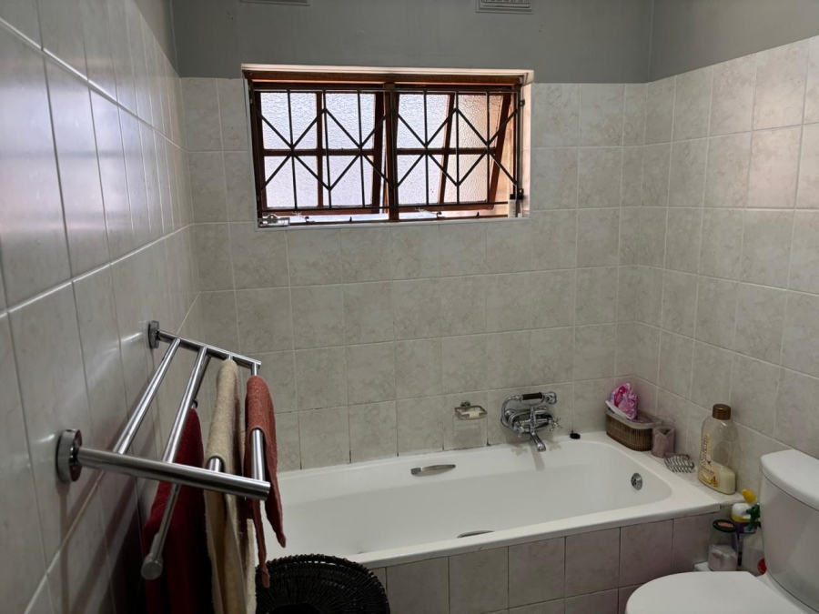 To Let 3 Bedroom Property for Rent in Farningham Ridge KwaZulu-Natal