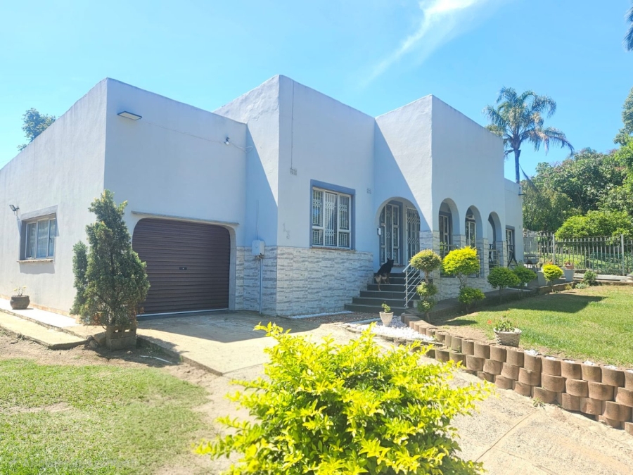 3 Bedroom Property for Sale in Parkside KwaZulu-Natal