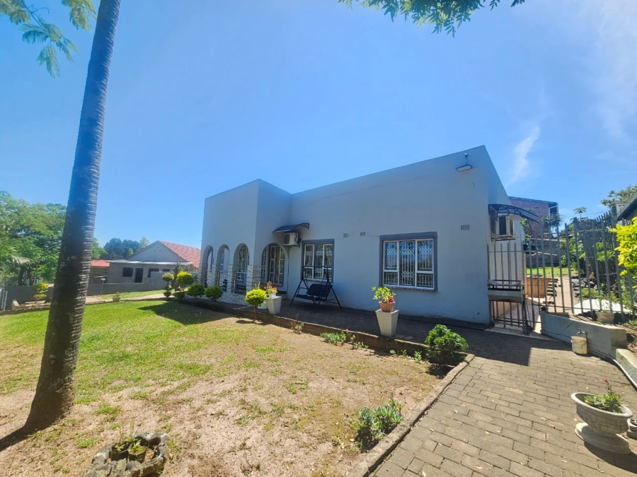 3 Bedroom Property for Sale in Parkside KwaZulu-Natal