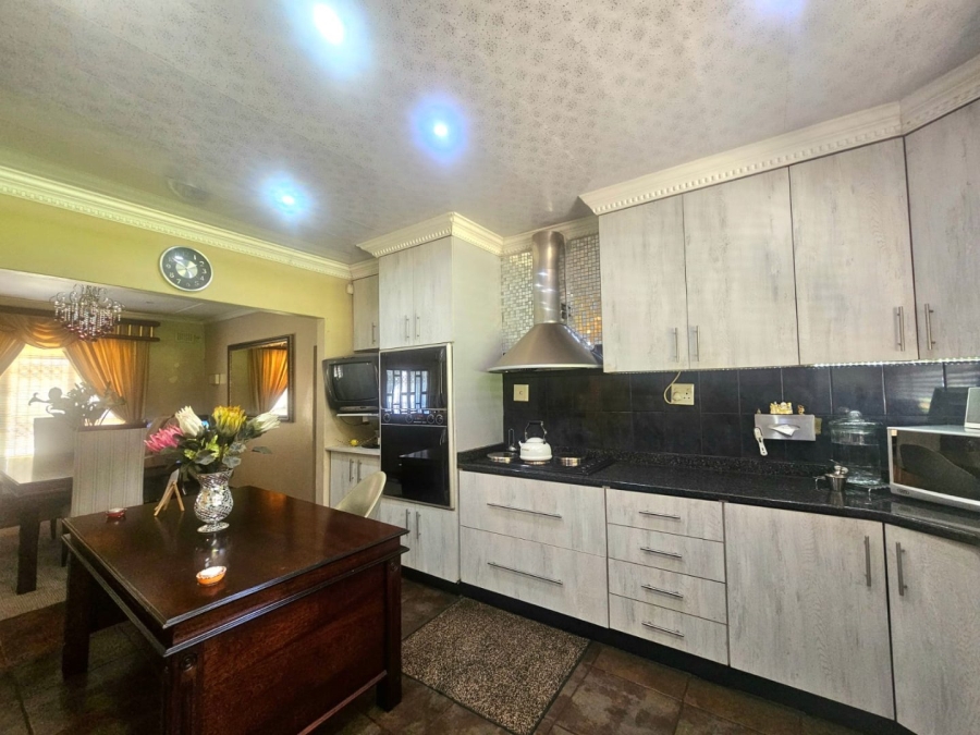 3 Bedroom Property for Sale in Parkside KwaZulu-Natal