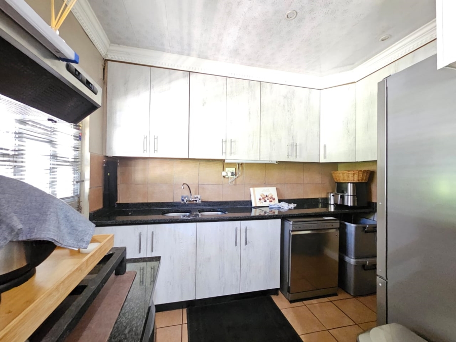 3 Bedroom Property for Sale in Parkside KwaZulu-Natal