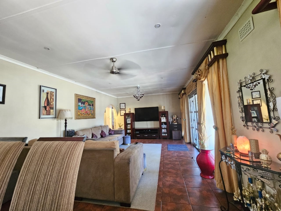 3 Bedroom Property for Sale in Parkside KwaZulu-Natal