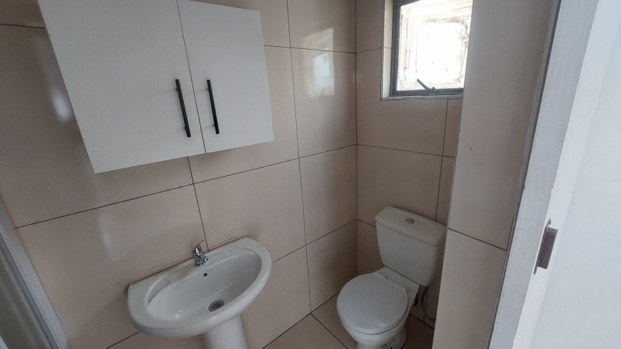 To Let 1 Bedroom Property for Rent in Musgrave KwaZulu-Natal