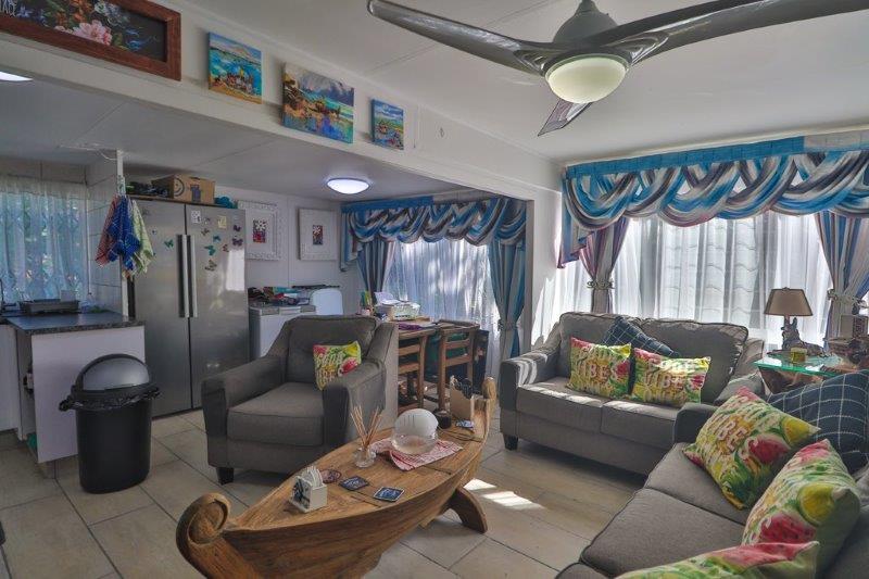 3 Bedroom Property for Sale in Hibberdene KwaZulu-Natal