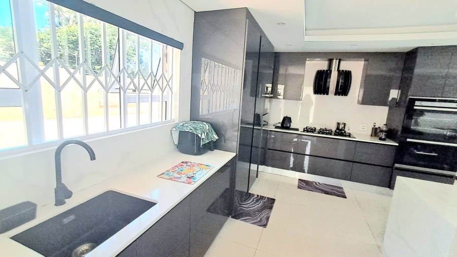 4 Bedroom Property for Sale in Shelly Beach KwaZulu-Natal