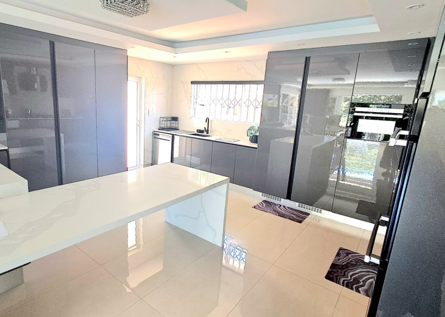 4 Bedroom Property for Sale in Shelly Beach KwaZulu-Natal