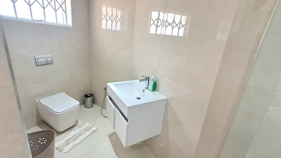 4 Bedroom Property for Sale in Shelly Beach KwaZulu-Natal