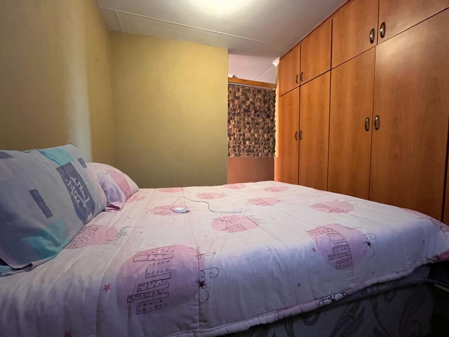 12 Bedroom Property for Sale in Aviary Hill KwaZulu-Natal