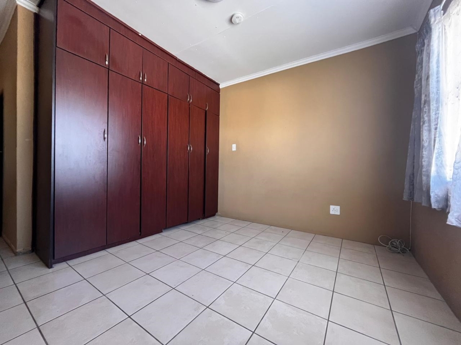 12 Bedroom Property for Sale in Aviary Hill KwaZulu-Natal