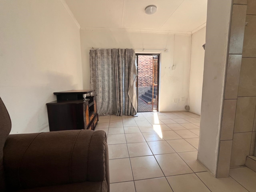 12 Bedroom Property for Sale in Aviary Hill KwaZulu-Natal