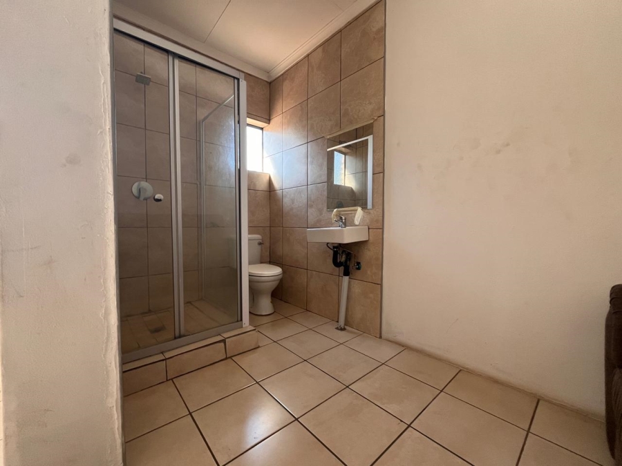 12 Bedroom Property for Sale in Aviary Hill KwaZulu-Natal