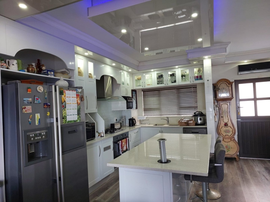 2 Bedroom Property for Sale in Port Shepstone KwaZulu-Natal