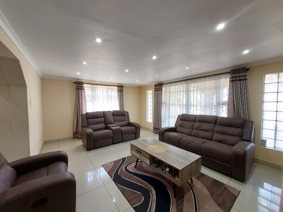 3 Bedroom Property for Sale in Glen Hills KwaZulu-Natal