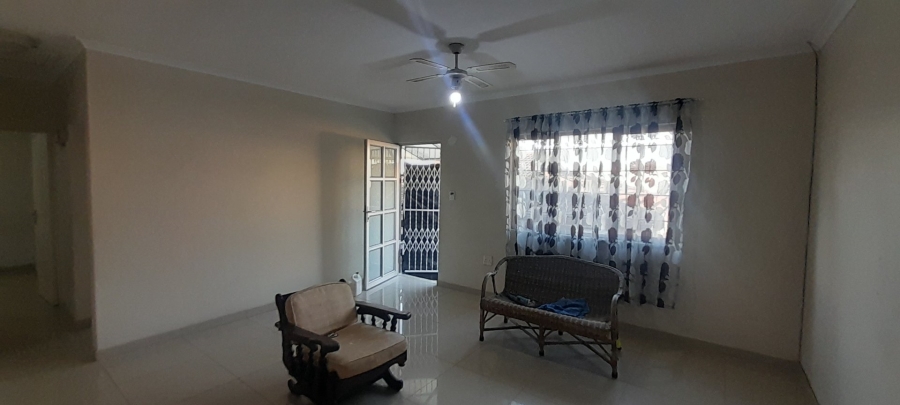 To Let 2 Bedroom Property for Rent in Crossmoor KwaZulu-Natal